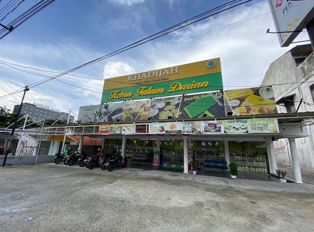 KHADIJAH OLEH OLEH (SIMPANG TIGA)