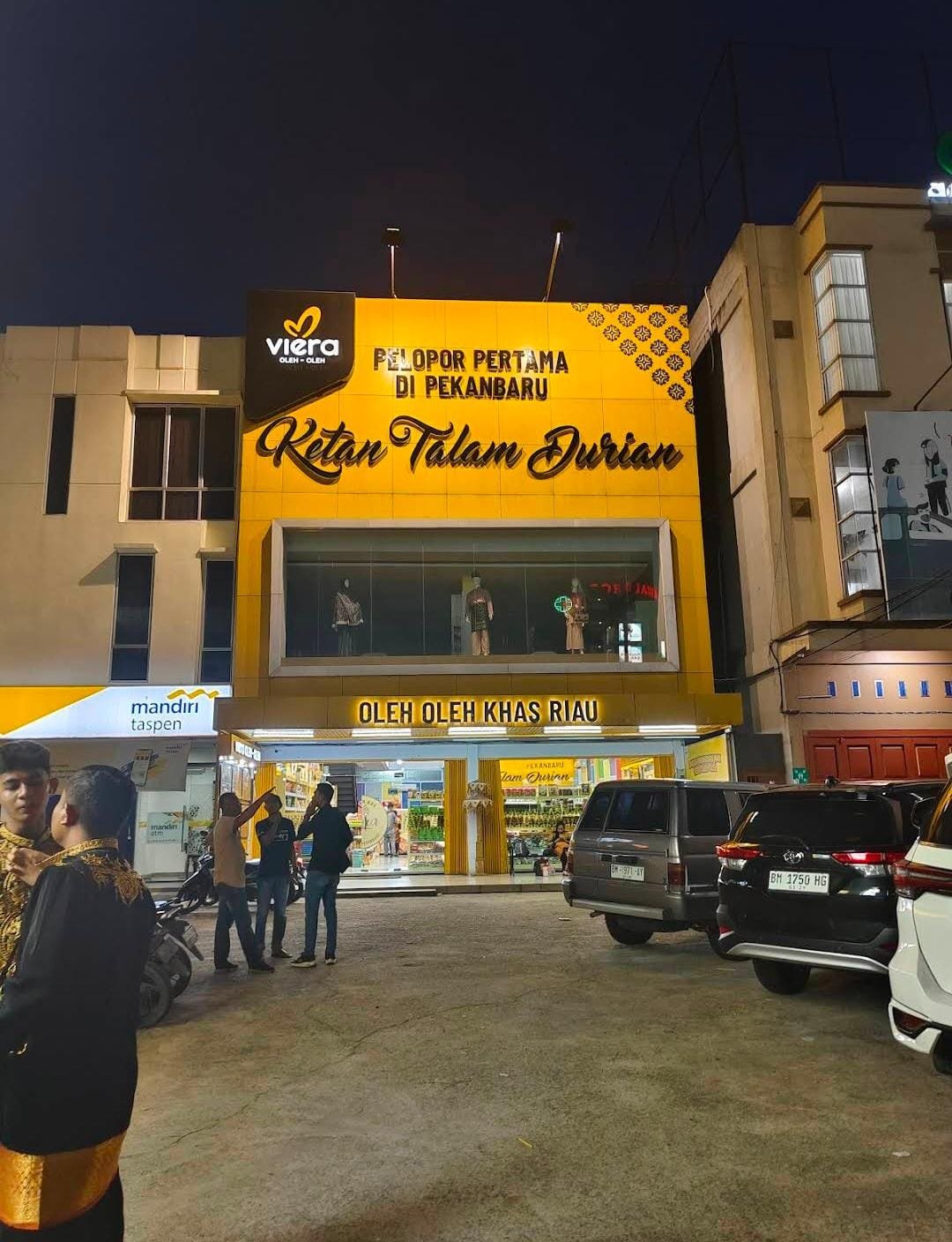 VIERA OLEH OLEH PANAM (PUSAT)